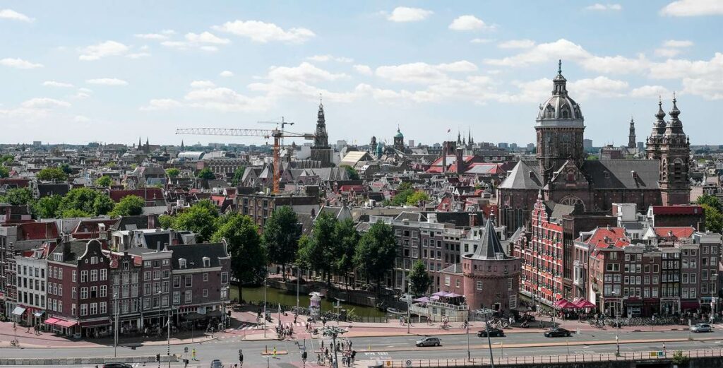 huurmarkt amsterdam - foto van boven