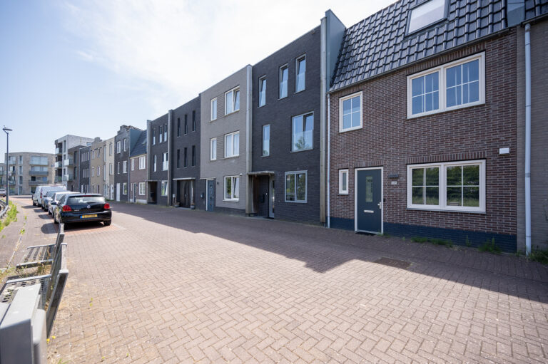 Scandinaviëkade ong, Almere