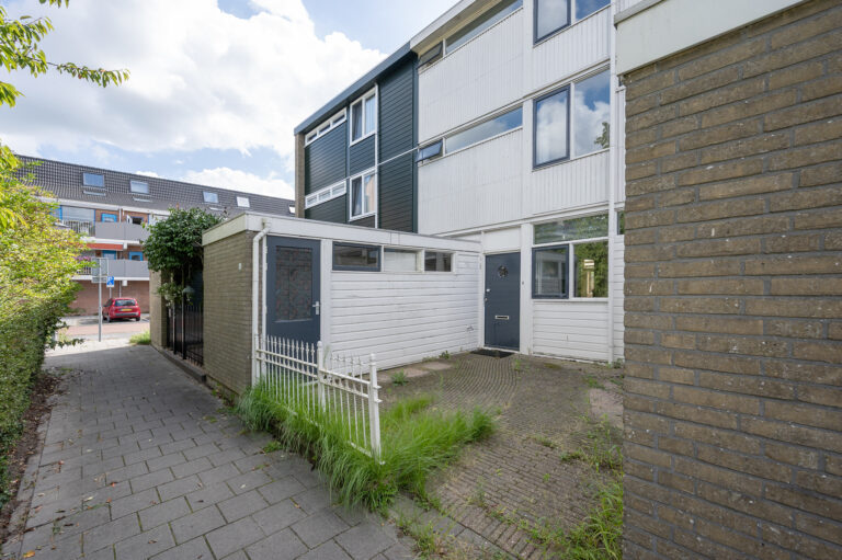 Koraalrif 29, Lelystad